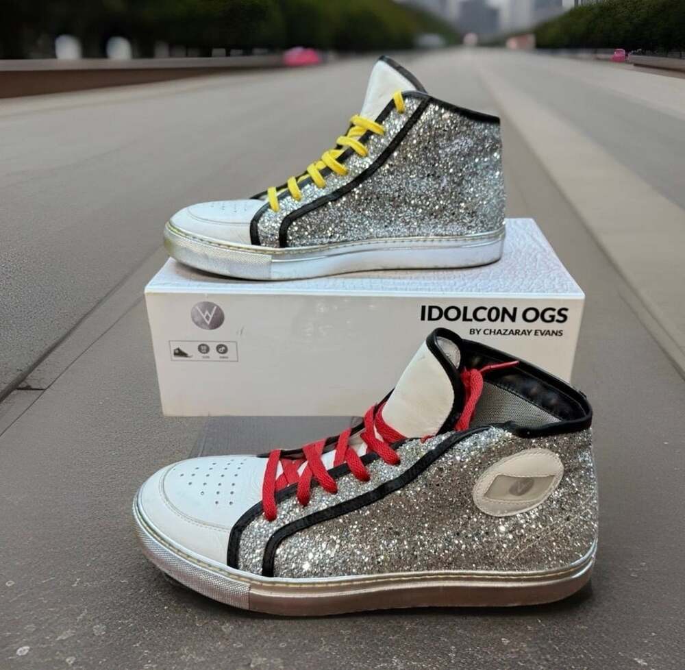 Idolcon Ogs By Chazaray Evans Size 10 Silver Glitter High Top Sneakers